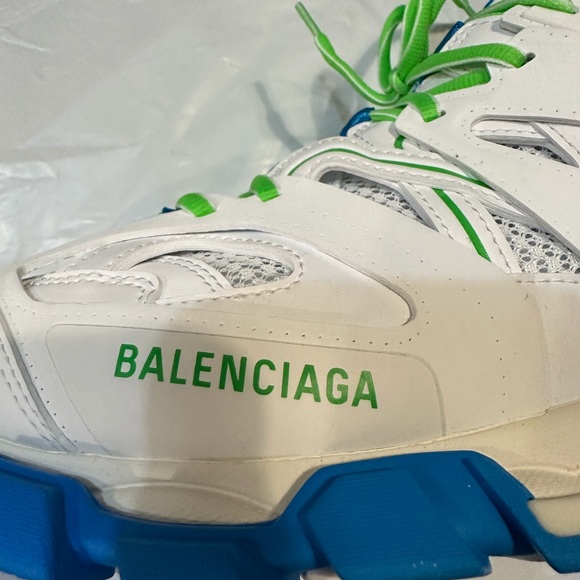 Brand new in box!! Authentic Balenciaga Low Top Track Sneakers Mens